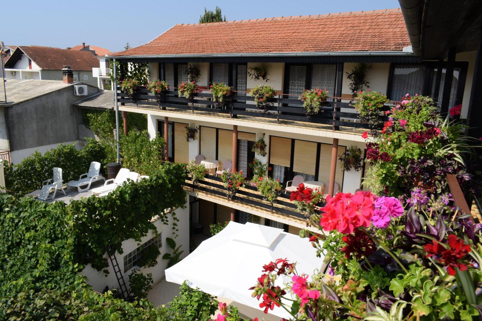 Rooms Vila Mautner Vodice Exteriér fotografie