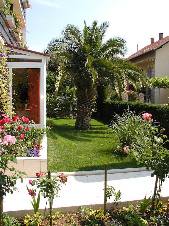 Rooms Vila Mautner Vodice Exteriér fotografie